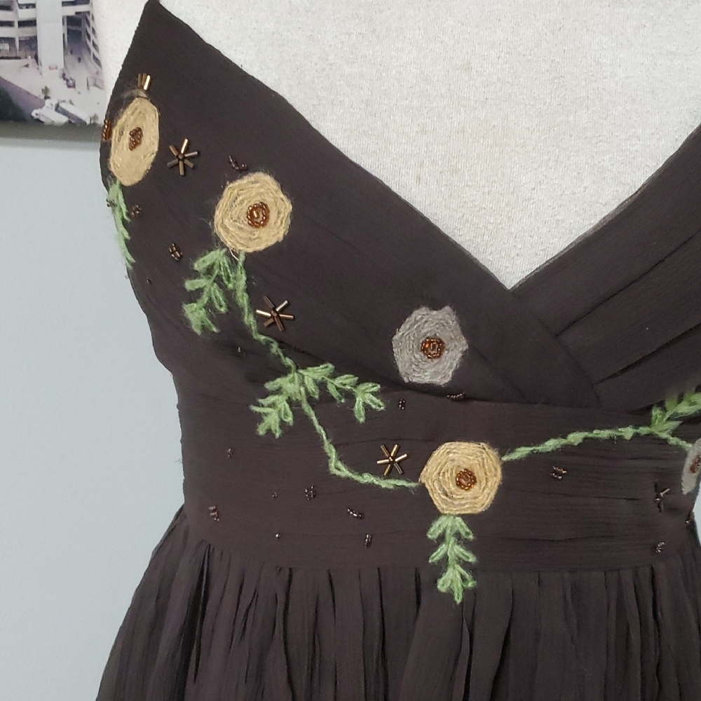 Vintage TO THE MAX 100% Silk Elegant Brown Floral Embroidered Mini Dress - Picture 3 of 9